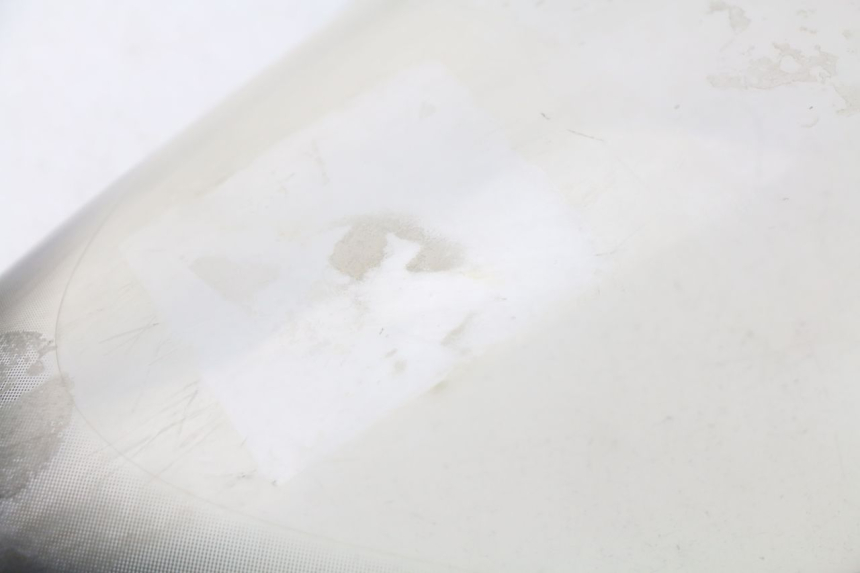 photo de SZYBA PRZEDNIA SUZUKI SV S ABS 650 (2003 - 2009) - Stan powierzchni