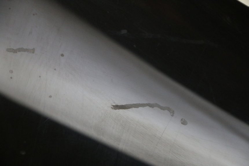 photo de SZYBA PRZEDNIA SUZUKI SV S 650 (2003 - 2009) - Punkty mocowania