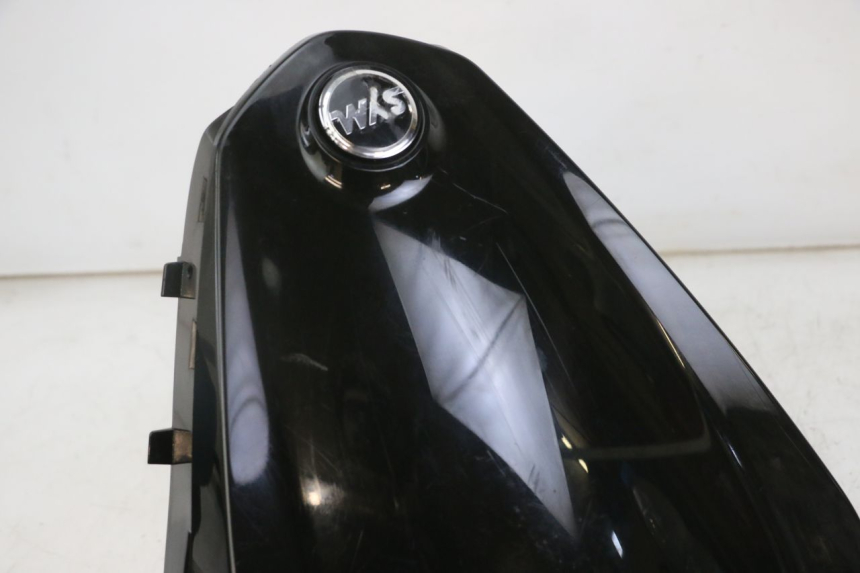 photo de SZYBA PRZEDNIA SYM JET 14 4T 50 (2018 - 2022) - Inny kąt widzenia