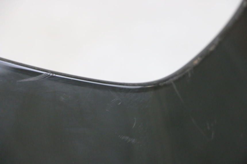 photo de SZYBA PRZEDNIA YAMAHA TRICITY 300 (2020 - 2024) - Zbliżenie techniczne