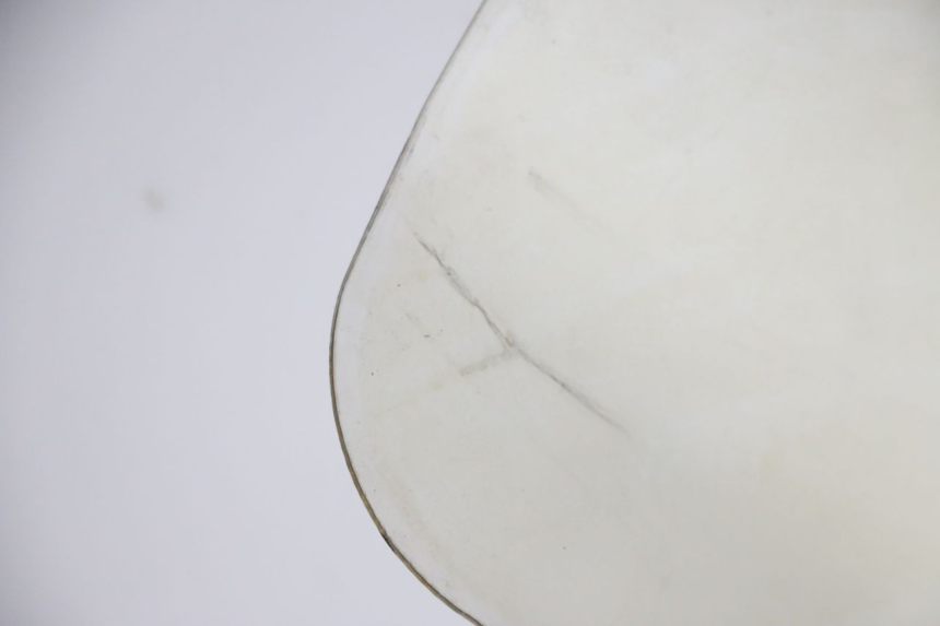 photo de SZYBA PRZEDNIA SUZUKI UH BURGMAN 125 (2002 - 2006) - Szczegóły charakterystyczne