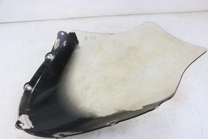 photo de SZYBA PRZEDNIA SUZUKI UH BURGMAN 125 (2002 - 2006) - Punkty mocowania