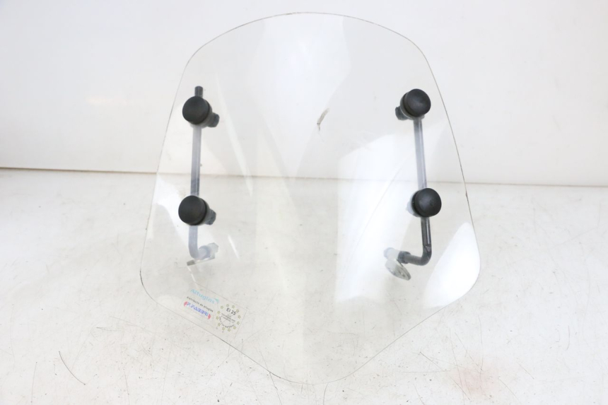 photo de SZYBA PRZEDNIA BEELINE VELOCE 4T 50 (2011 - 2020) - Widok główny