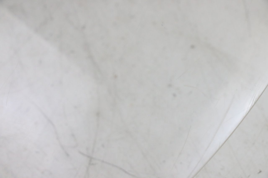 photo de SZYBA PRZEDNIA PIAGGIO VESPA GTS SUPER IE 125 (2009 - 2016) - Część sprawdzona