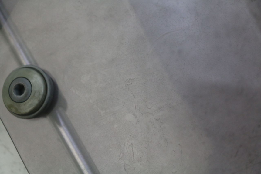 photo de SZYBA PRZEDNIA PIAGGIO VESPA SPRINT 2T 50 (2014 - 2018) - Widok produktu