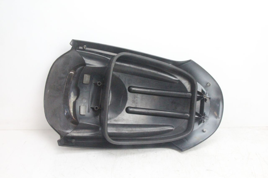 photo de SZYBA PRZEDNIA YAMAHA WAVE RUNNER GP R 1200 (2000 - 2003) - Oznaczenia i referencje