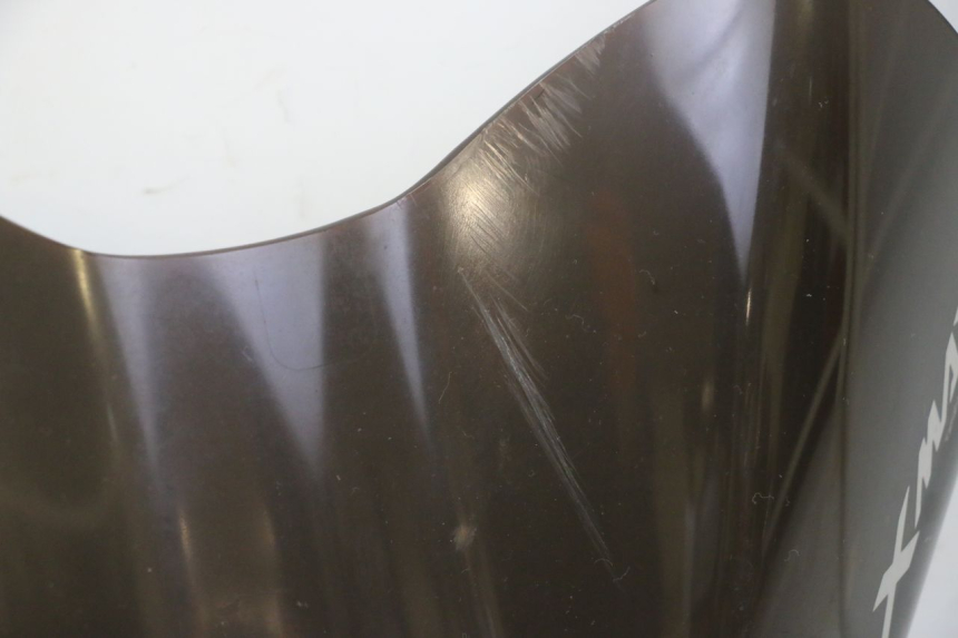 photo de SZYBA PRZEDNIA YAMAHA X-MAX XMAX 125 (2010 - 2013) - Szczegóły charakterystyczne