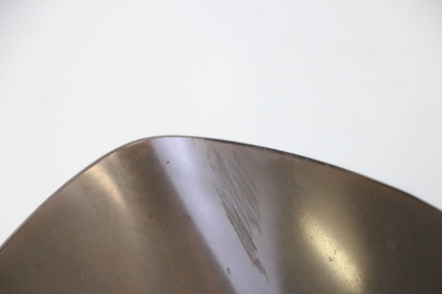 photo de SZYBA PRZEDNIA YAMAHA X-MAX XMAX 125 (2010 - 2013) - Zbliżenie komponentów