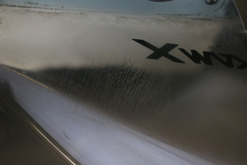 photo de SZYBA PRZEDNIA YAMAHA X-MAX XMAX 125 (2010 - 2013) - Inny kąt widzenia