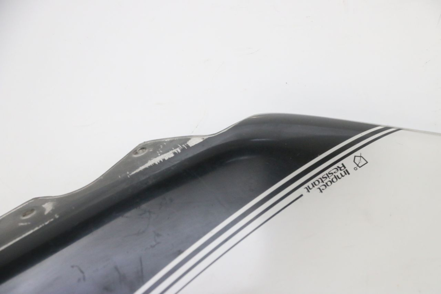 photo de SZYBA PRZEDNIA YAMAHA X-MAX XMAX 125 (2010 - 2013) - Zoom jakości