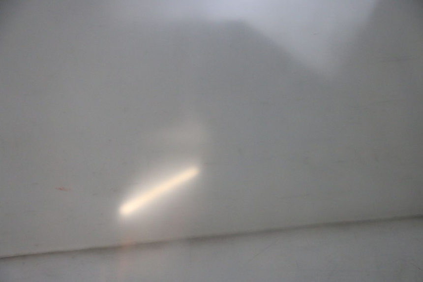 photo de SZYBA PRZEDNIA PIAGGIO X8 125 (2004 - 2007) - Zbliżenie komponentów