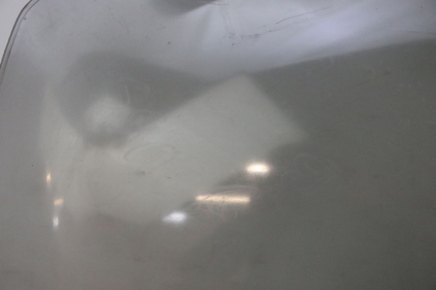 photo de SZYBA PRZEDNIA PIAGGIO X8 125 (2004 - 2007) - Widok profilu