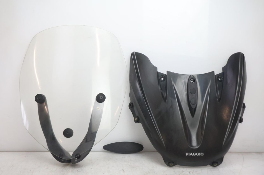 photo de SZYBA PRZEDNIA PIAGGIO X9 EVOLUTION 125 (2003 - 2007) - Widok główny