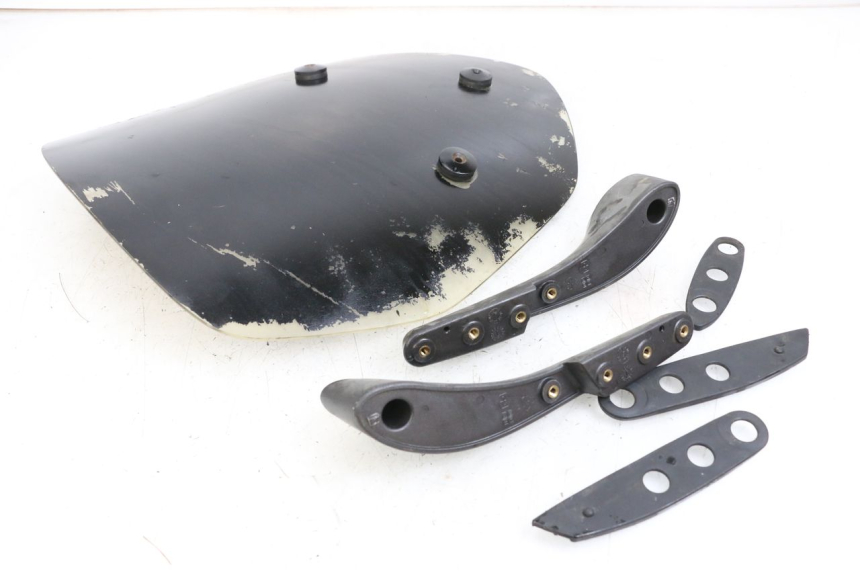 photo de SZYBA PRZEDNIA PIAGGIO X9 125 (2000 - 2003) - Widok ogólny