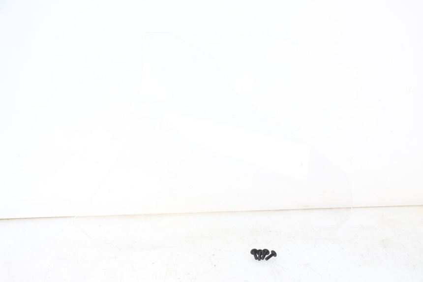 photo de SZYBA PRZEDNIA YAMAHA TRACER 7 700 (2020 - 2024) - Szczegóły charakterystyczne