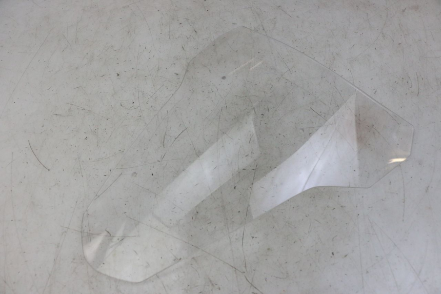 photo de SZYBA PRZEDNIA YAMAHA TRACER 7 700 (2020 - 2024) - Zbliżenie techniczne