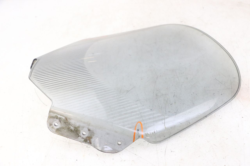 photo de SZYBA PRZEDNIA YAMAHA X-MAX XMAX ABS 250 (2010 - 2014) - Zoom stanu zużycia