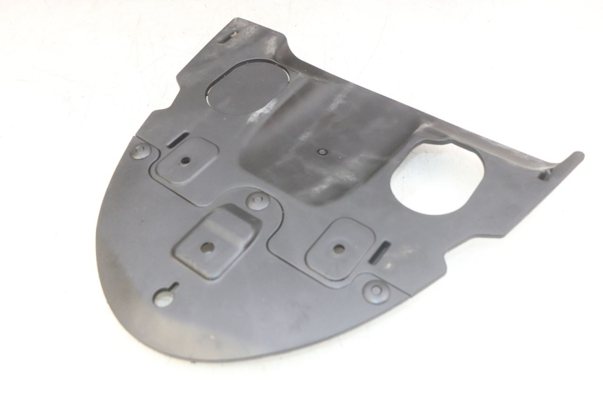 photo de PRZEJŚCIE TYLNEGO KOŁA KYMCO AGILITY 16+ 4T 50 (2018 - 2023) - Widok główny