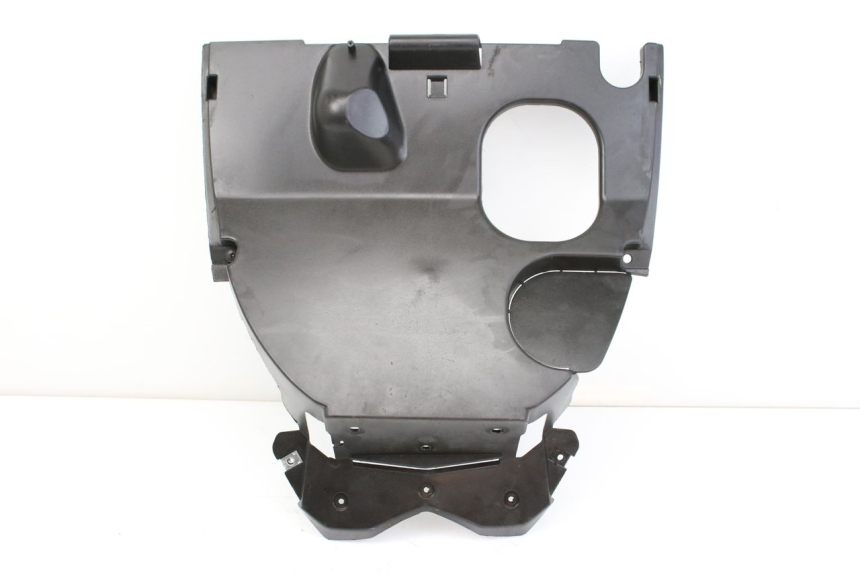 photo de PRZEJŚCIE TYLNEGO KOŁA KYMCO AGILITY NAKED RENOUVO 4T 50 (2018 - 2020) - Inny kąt widzenia