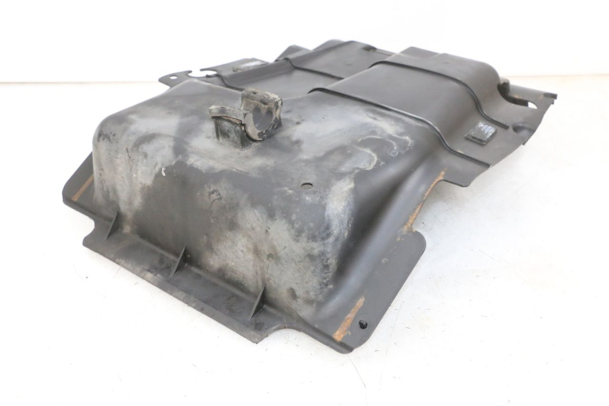 photo de PRZELOT TYLNEGO KOŁA SUZUKI BURGMAN 650 (2013 - 2020) - Zbliżenie techniczne