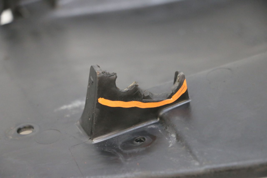 photo de PRZEJŚCIE TYLNEGO KOŁA YAMAHA BW'S EASY 50 (2013 - 2016) - Punkty mocowania