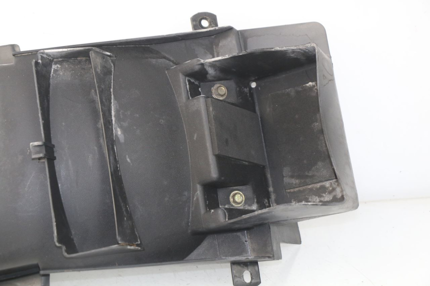 photo de PRZELOT TYLNEGO KOŁA HYOSUNG COMET GTR 125 (2007 - 2014) - Punkty mocowania