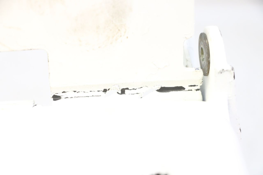 photo de PRZEJŚCIE TYLNEGO KOŁA YAMAHA FJ 36Y 1100 (1984 - 1985) - Inny kąt widzenia