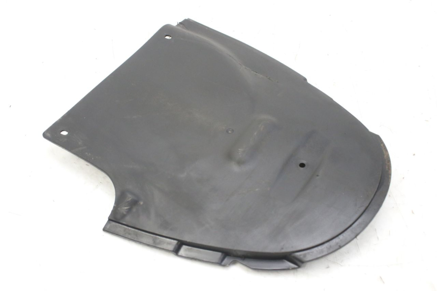 photo de PRZEJŚCIE TYLNEGO KOŁA PIAGGIO FLY 4T 50 (2013 - 2017) - Zbliżenie techniczne