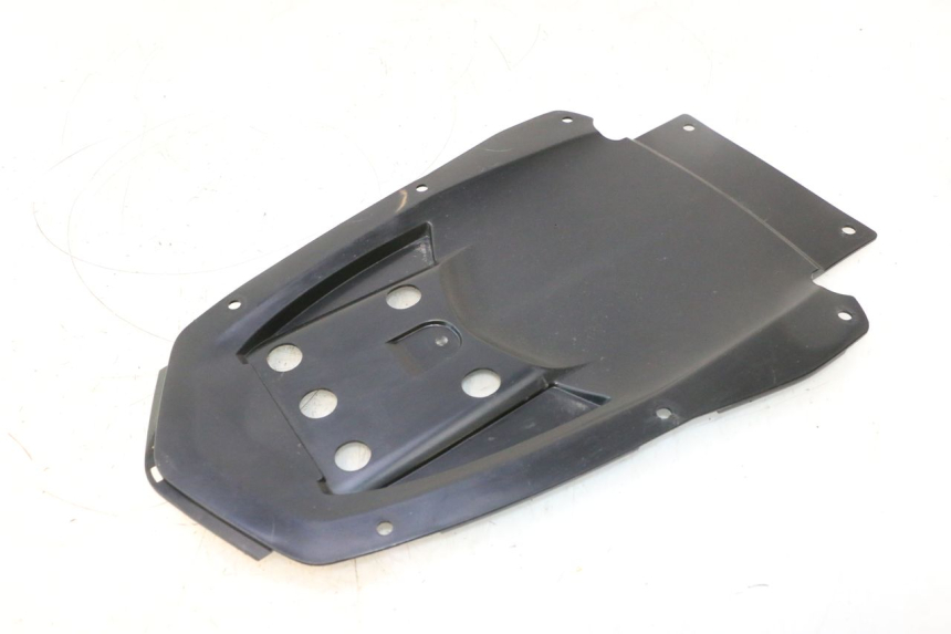photo de PRZEJŚCIE KOŁA TYLNEGO YAMAHA FZ8 800 (2010 - 2016) - Zbliżenie techniczne