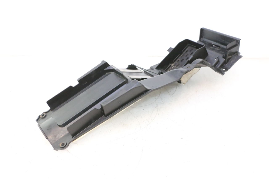 photo de PRZELOT TYLNEGO KOŁA SUZUKI GSR 600 (2005 - 2012) - Zbliżenie techniczne