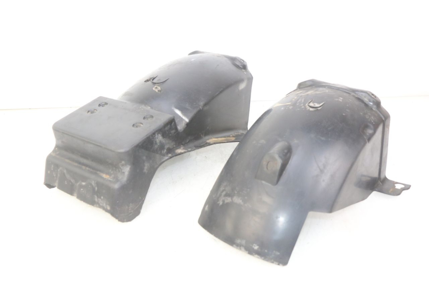 photo de PRZELOT TYLNEGO KOŁA SUZUKI GSX-F GSX  F 1100 (1988 - 1994) - Widok główny