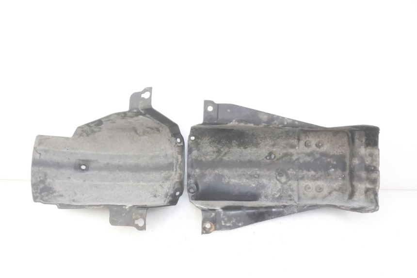 photo de PRZELOT TYLNEGO KOŁA SUZUKI GSX-F GSX  F 1100 (1988 - 1994) - Inny kąt widzenia