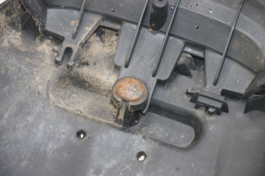 photo de PRZEJŚCIE TYLNEGO KOŁA PEUGEOT KISBEE 4T 50 (2010 - 2017) - Szczegół części