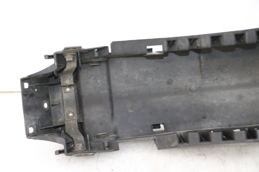 photo de PRZEJŚCIE TYLNEGO KOŁA HONDA NSR R 125 (1994 - 2003) - Zbliżenie techniczne