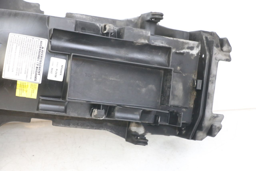 photo de PRZEJŚCIE KOŁA TYLNEGO HONDA NTV DEAUVILLE 650 (1998 - 2001) - Zbliżenie komponentów