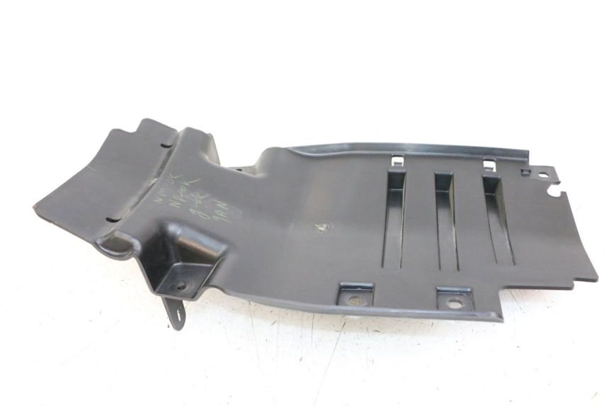 photo de PRZELOT TYLNEGO KOŁA ROYAL ENFIELD CONTINENTAL GT 650 (2019 - 2024) - Widok główny