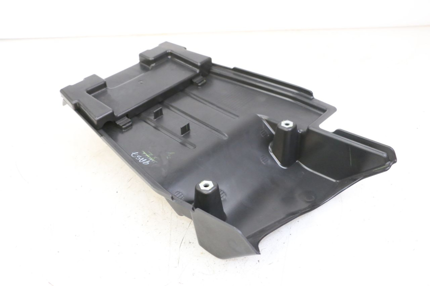 photo de PRZEJŚCIE TYLNEGO KOŁA ROYAL ENFIELD SCRAM 411 (2022 - 2024) - Szczegół części