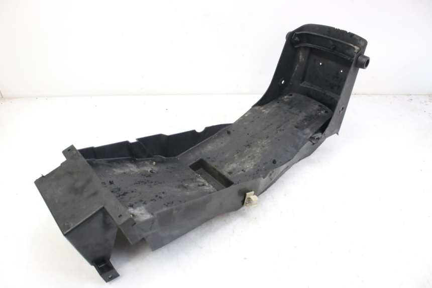 photo de PRZEJŚCIE TYLNEGO KOŁA TRIUMPH SPRINT ST 955 (1999 - 2001) - Szczegół części