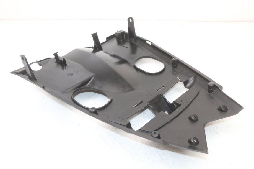 photo de PRZEJŚCIE TYLNEGO KOŁA KYMCO SUPER 8 4T 50 (2021 - 2024) - Punkty mocowania