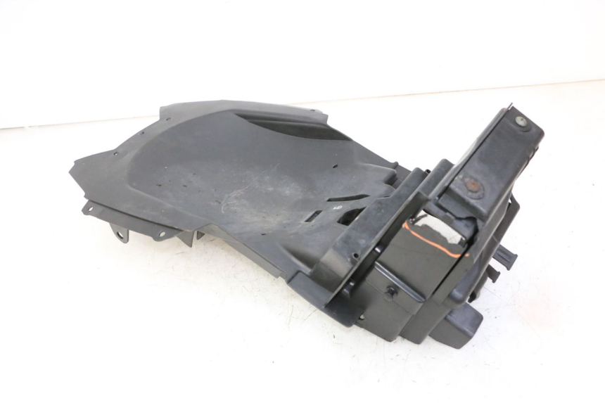 photo de PRZEJŚCIE KOŁA TYLNEGO SUZUKI SV S 650 (2003 - 2009) - Szczegół części