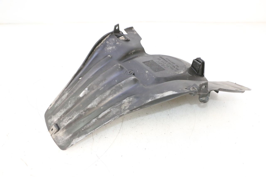 photo de PRZEJŚCIE TYLNEGO KOŁA PEUGEOT TREKKER 50 (1995 - 2004) - Zbliżenie techniczne