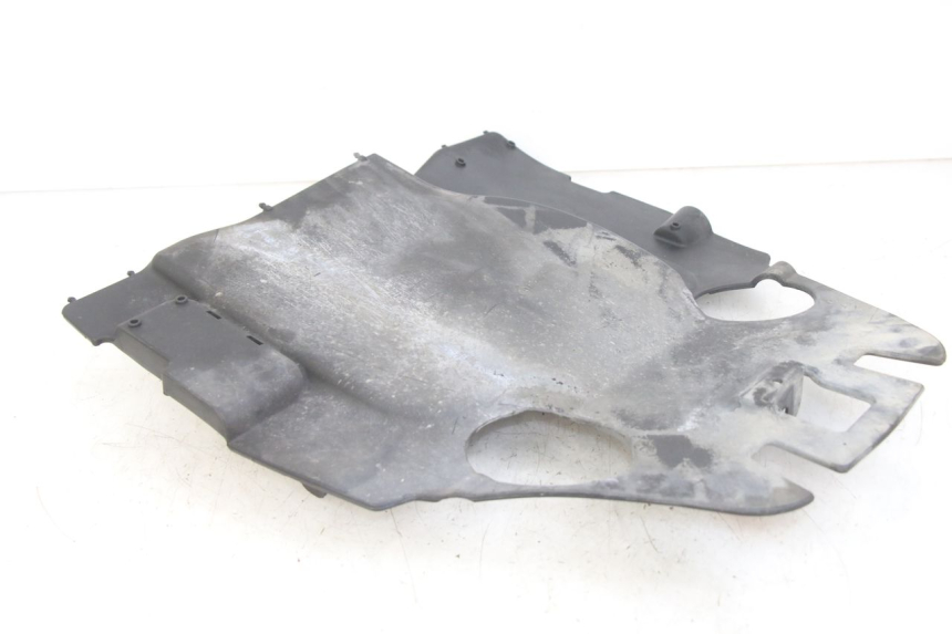 photo de PRZEJŚCIE TYLNEGO KOŁA KYMCO X-CITING XCITING 400 (2014 - 2018) - Zbliżenie techniczne