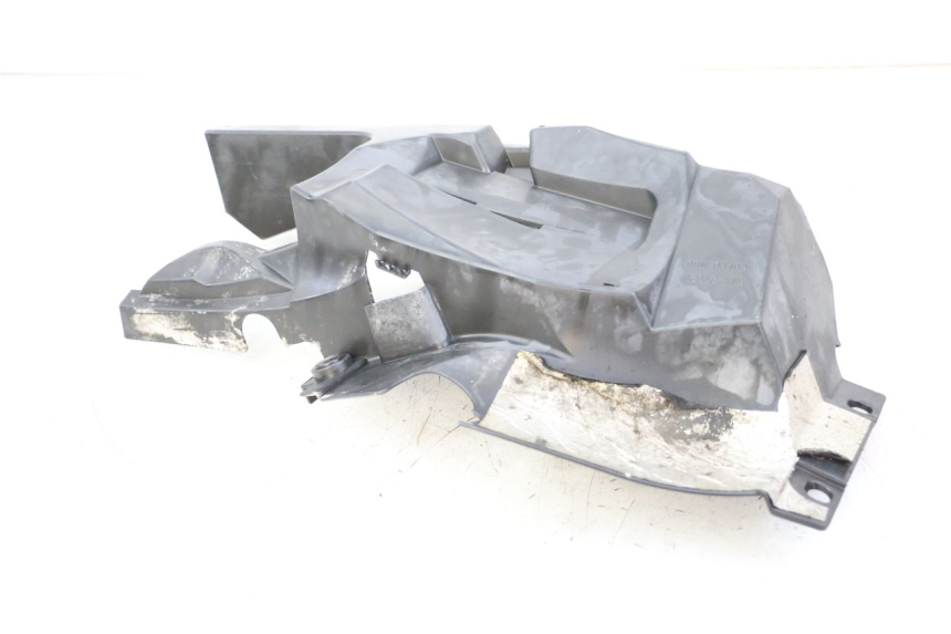 photo de PRZEJŚCIE TYLNEGO KOŁA YAMAHA FZ6 FAZER S2 600 (2007 - 2011) - Inny kąt widzenia