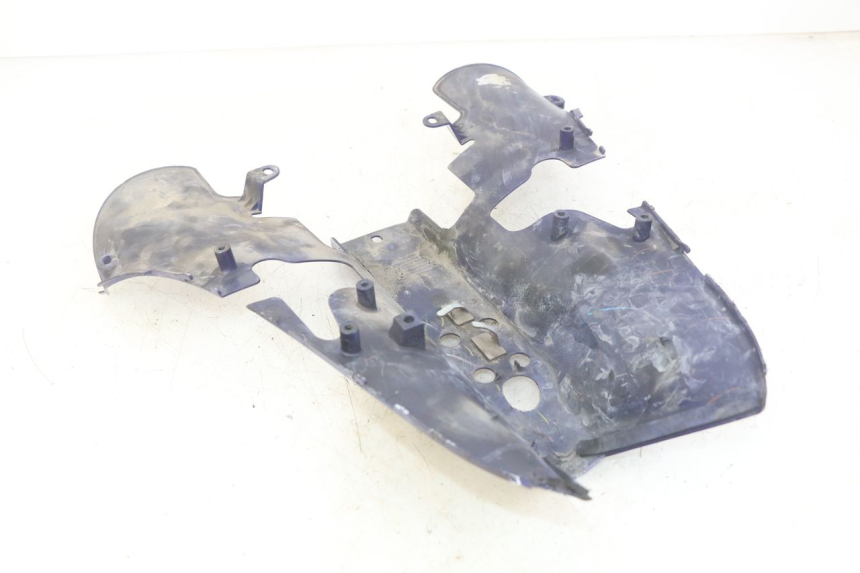 photo de PRZEJŚCIE TYLNEGO KOŁA YAMAHA YZF R1 1000 (2007 - 2008) - Zbliżenie techniczne