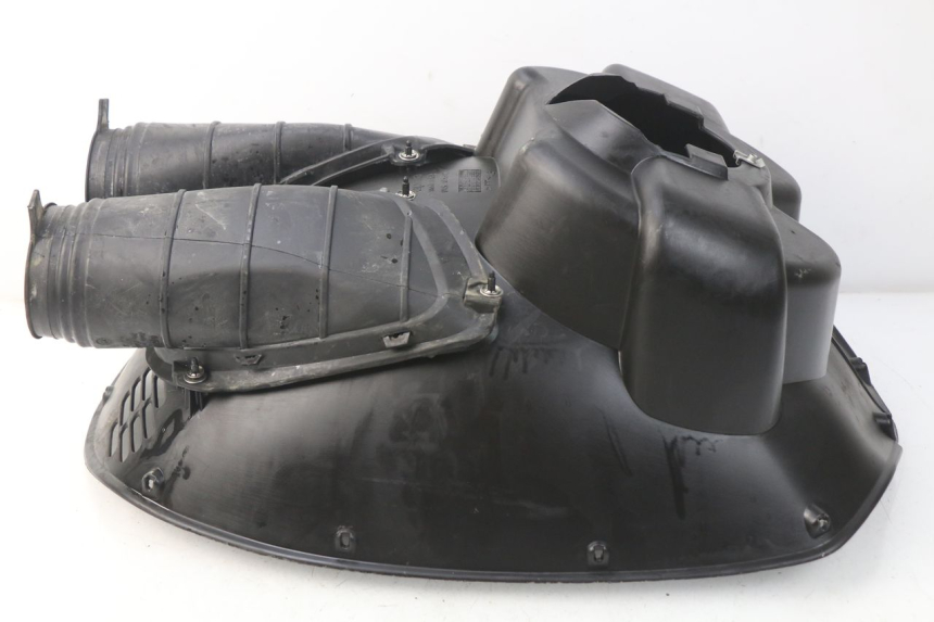 photo de PRZEŚWIT PRZEDNIEGO KOŁA APRILIA ATLANTIC 125 (2003 - 2009) - Zbliżenie techniczne