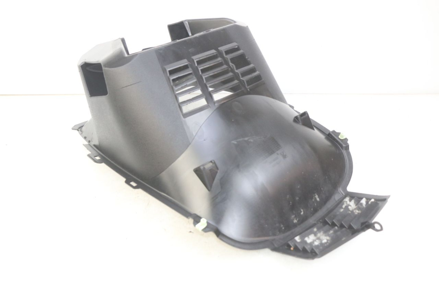 photo de PRZEPUST PRZEDNIEGO KOŁA PEUGEOT CITYSTAR 2T 50 (2018 - 2021) - Inny kąt widzenia