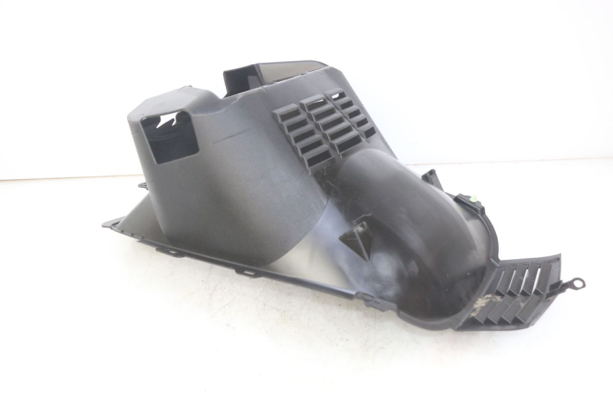 photo de PRZEŚWIT PRZEDNIEGO KOŁA PEUGEOT CITYSTAR AIR 125 (2014 - 2017) - Zbliżenie techniczne