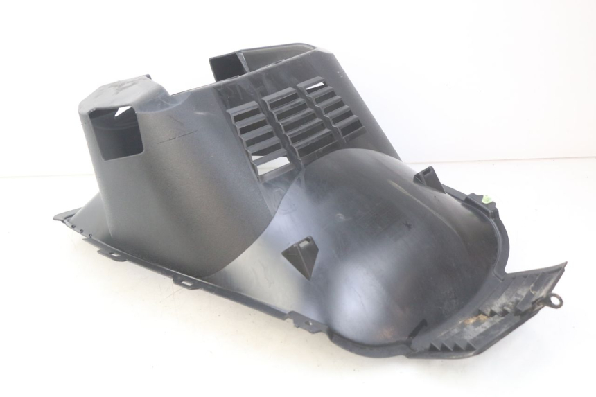 photo de PRZEŚWIT PRZEDNIEGO KOŁA PEUGEOT CITYSTAR 125 (2011 - 2017) - Zbliżenie techniczne