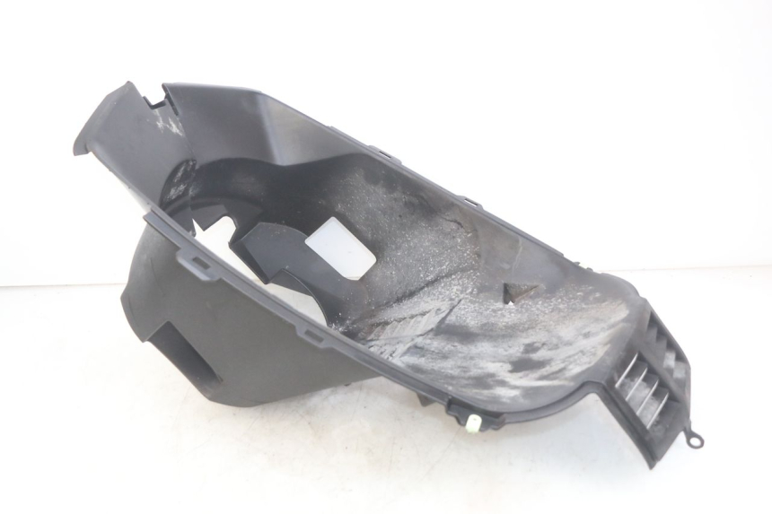 photo de PRZEŚWIT PRZEDNIEGO KOŁA PEUGEOT CITYSTAR 125 (2011 - 2017) - Zbliżenie techniczne