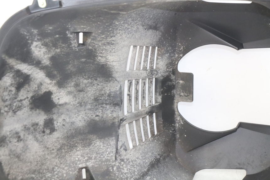 photo de PRZEŚWIT PRZEDNIEGO KOŁA PEUGEOT CITYSTAR 125 (2011 - 2017) - Stan powierzchni